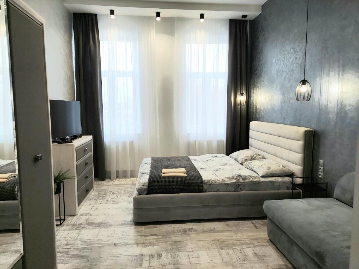 Однокомнатная Форум-Центр Apartment Lviv Exterior photo